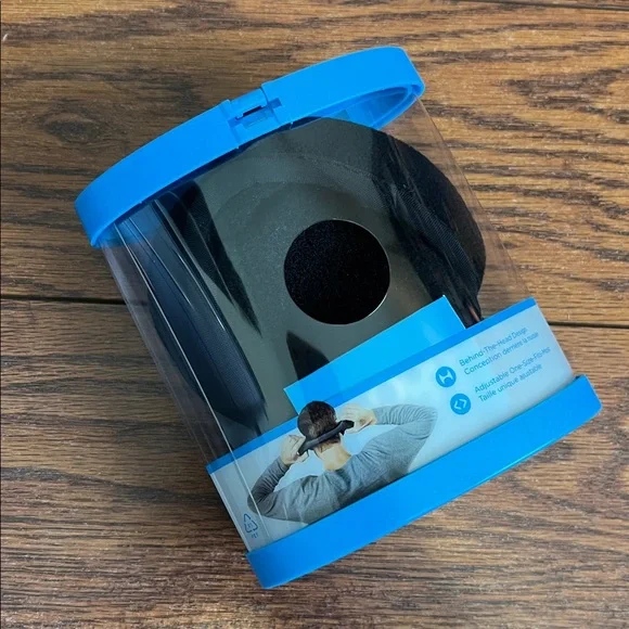 180s Black ear warmers NIB - Picture 2 of 3